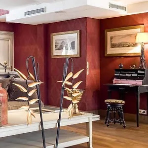 **** Otel Du Romancier Fransa
